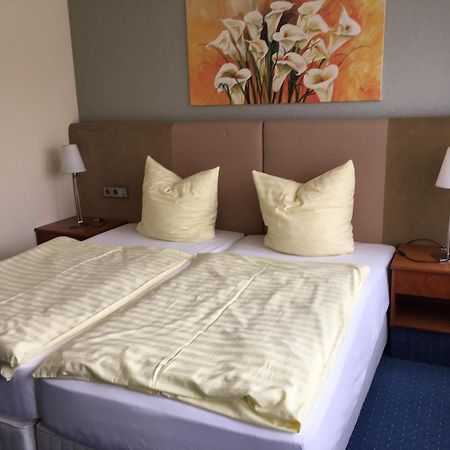Motel Monteur アッシャースレーベン エクステリア 写真