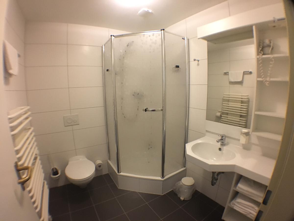 Motel Monteur アッシャースレーベン エクステリア 写真
