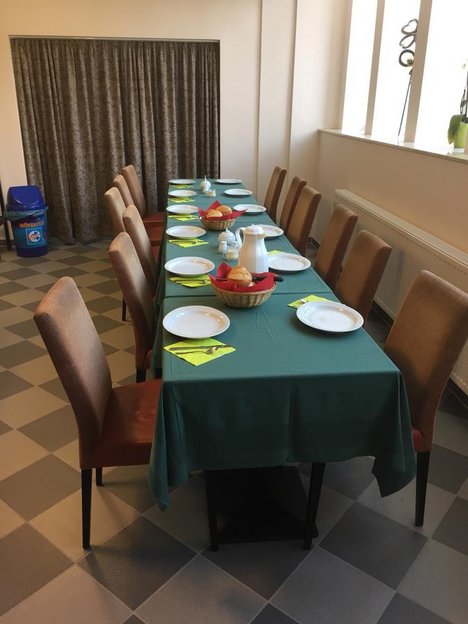 Motel Monteur アッシャースレーベン エクステリア 写真